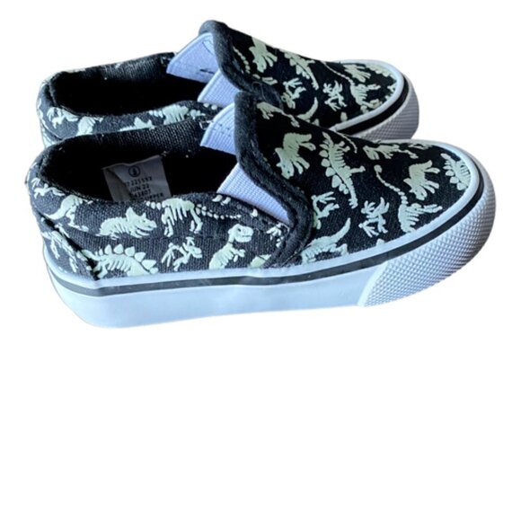 Tommy Bahama Black and White Glow in the Dark Dinosaur Slip On Sneakers 6 - Picture 1 of 7